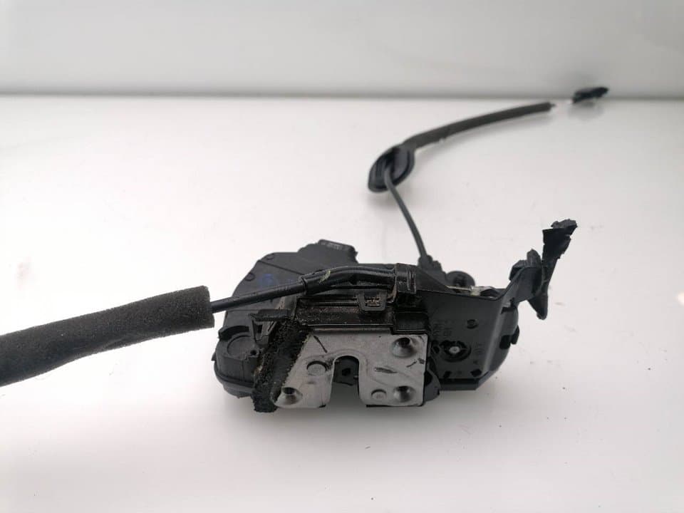Cerradura puerta delantera derecha RENAULT CLIO IV 3