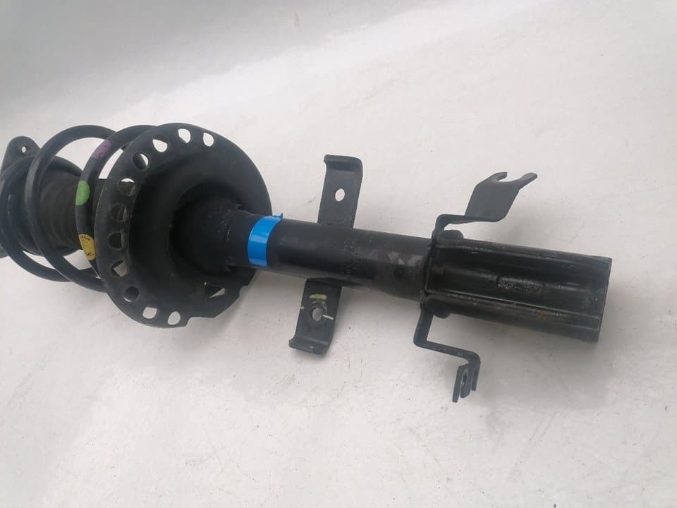 Amortiguador delantero derecho RENAULT CLIO IV 2