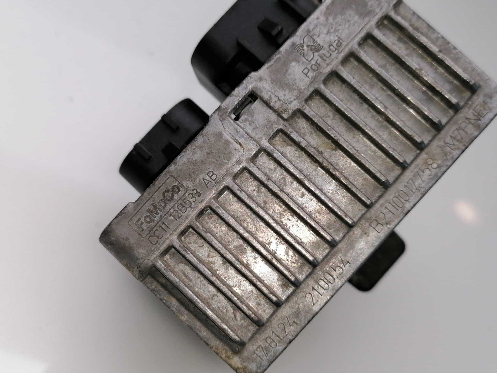 Caja precalentamiento FORD RANGER (EQ) 3