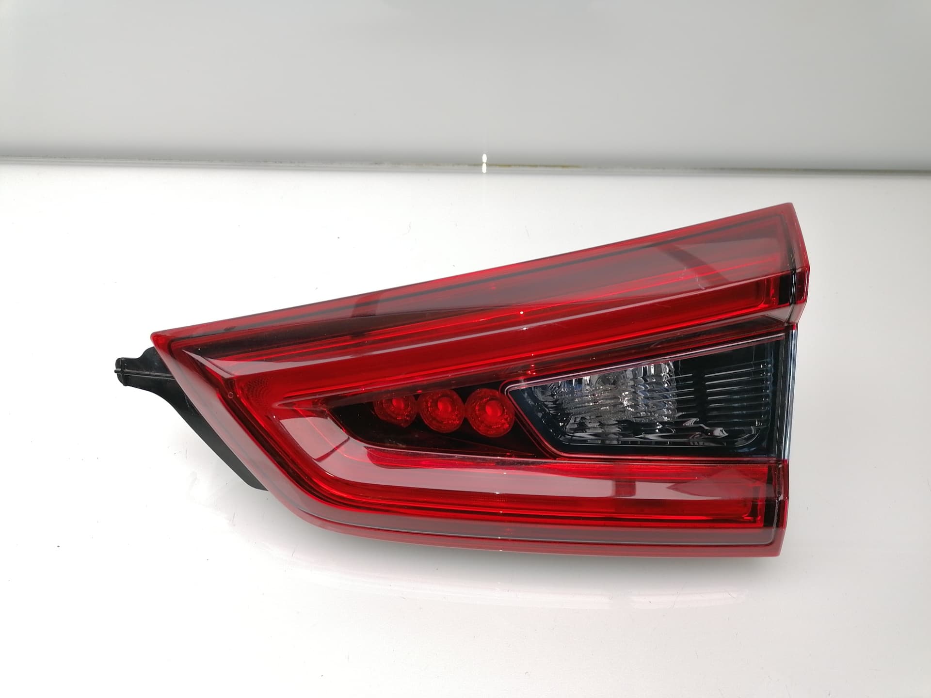 Piloto trasero derecho NISSAN QASHQAI (J11)
