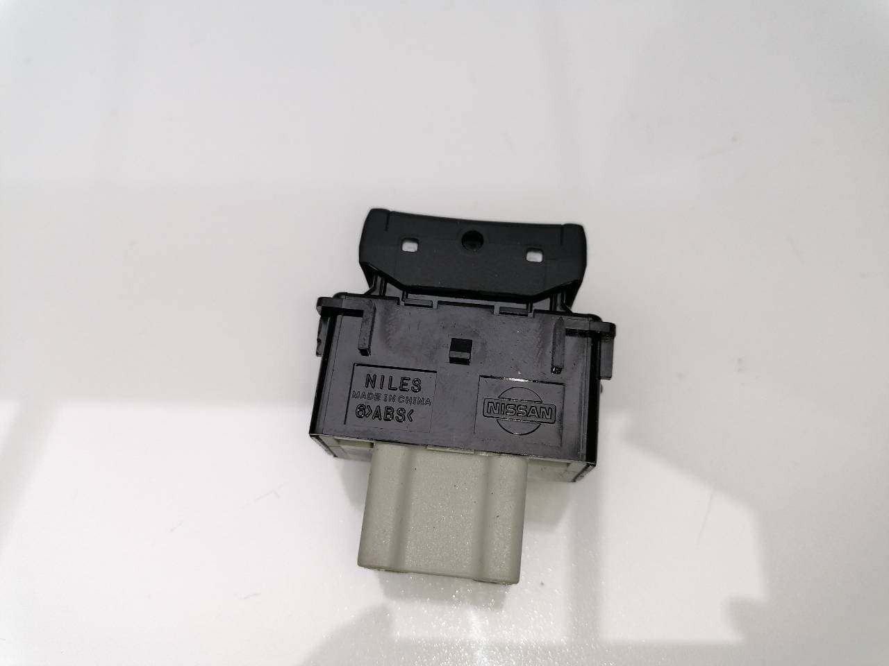 Interruptor NISSAN QASHQAI (J11) 3