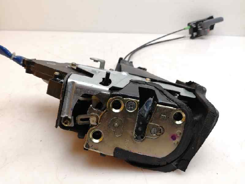 Cerradura puerta trasera derecha TOYOTA RAV 4 (A2) 5