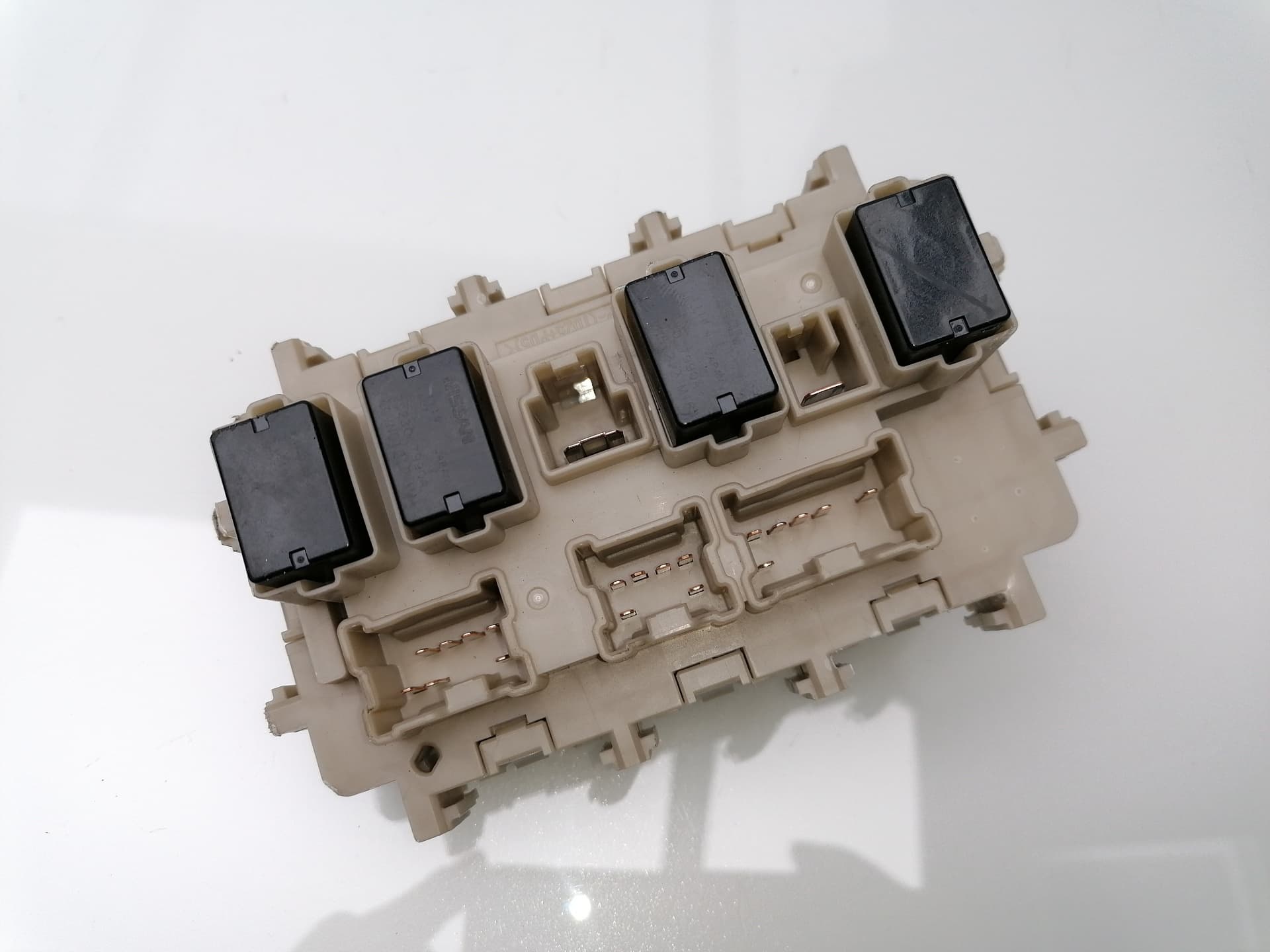Caja reles / fusibles NISSAN X-TRAIL (T31) 3
