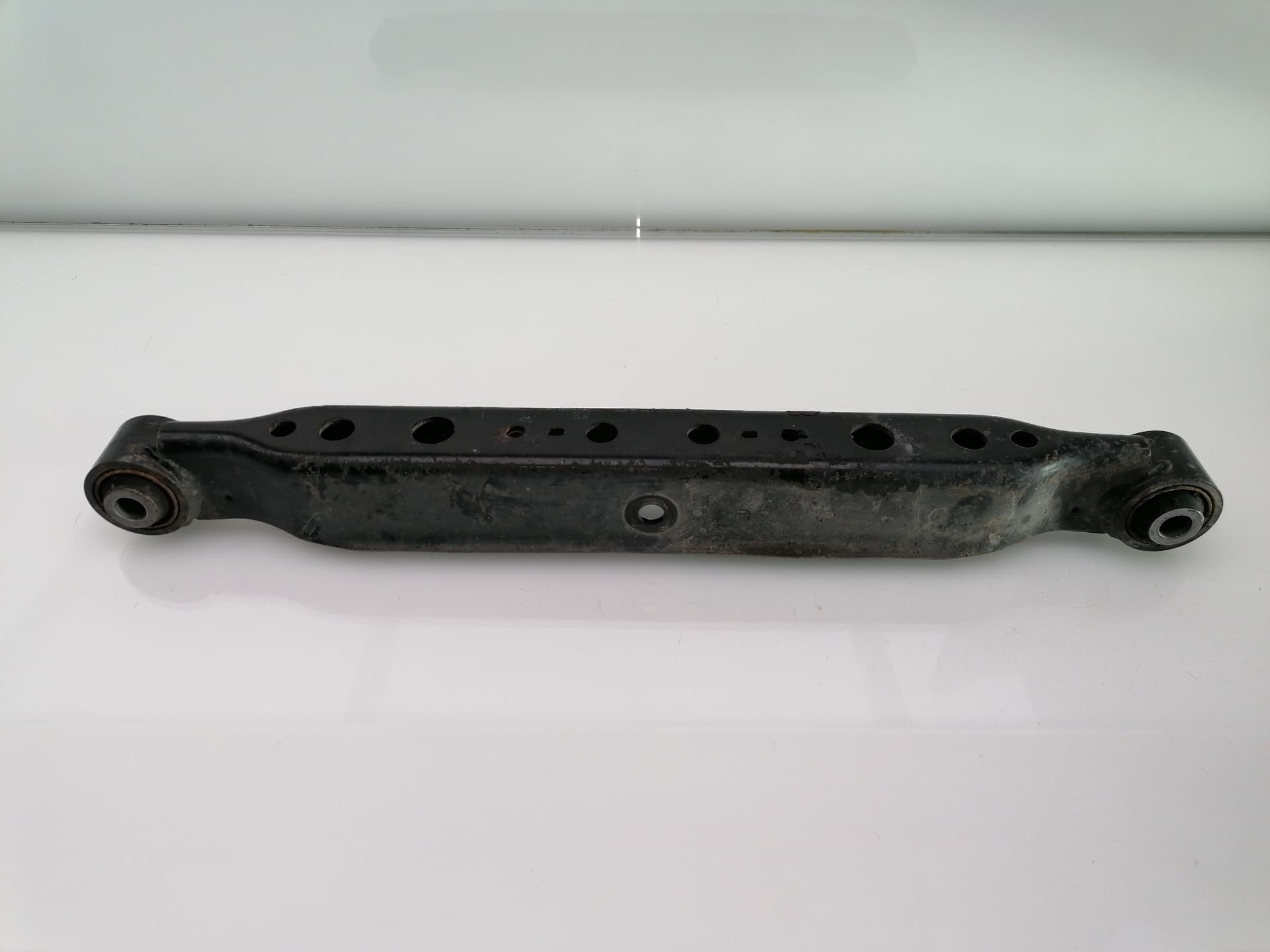 Brazo suspension inferior trasero derecho NISSAN X-TRAIL (T31) 3