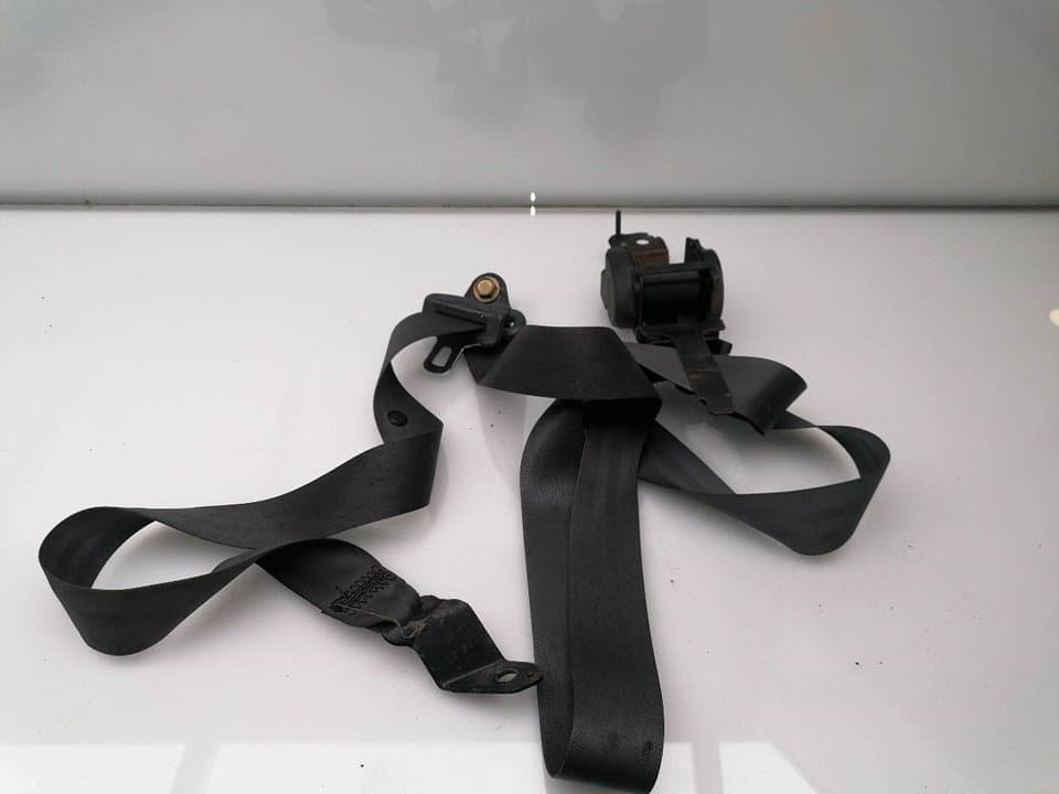 Cinturon seguridad delantero derecho MITSUBISHI MONTERO (V20/V40)