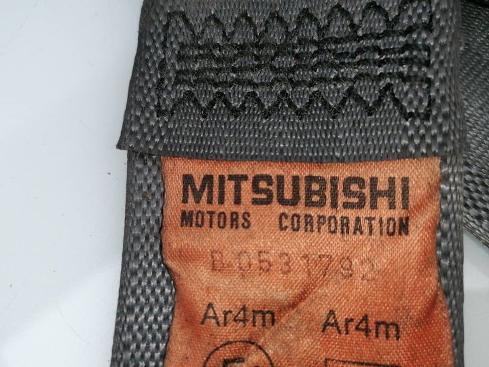 Cinturon seguridad delantero derecho MITSUBISHI MONTERO (V20/V40) 3