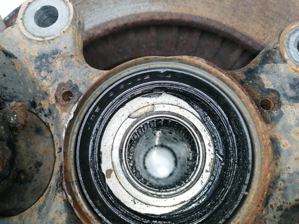 Mangueta delantera izquierda MITSUBISHI MONTERO (V20/V40) 3