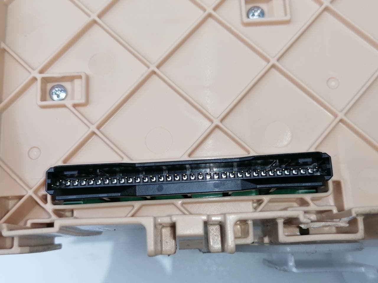 Caja reles / fusibles TOYOTA AURIS 2