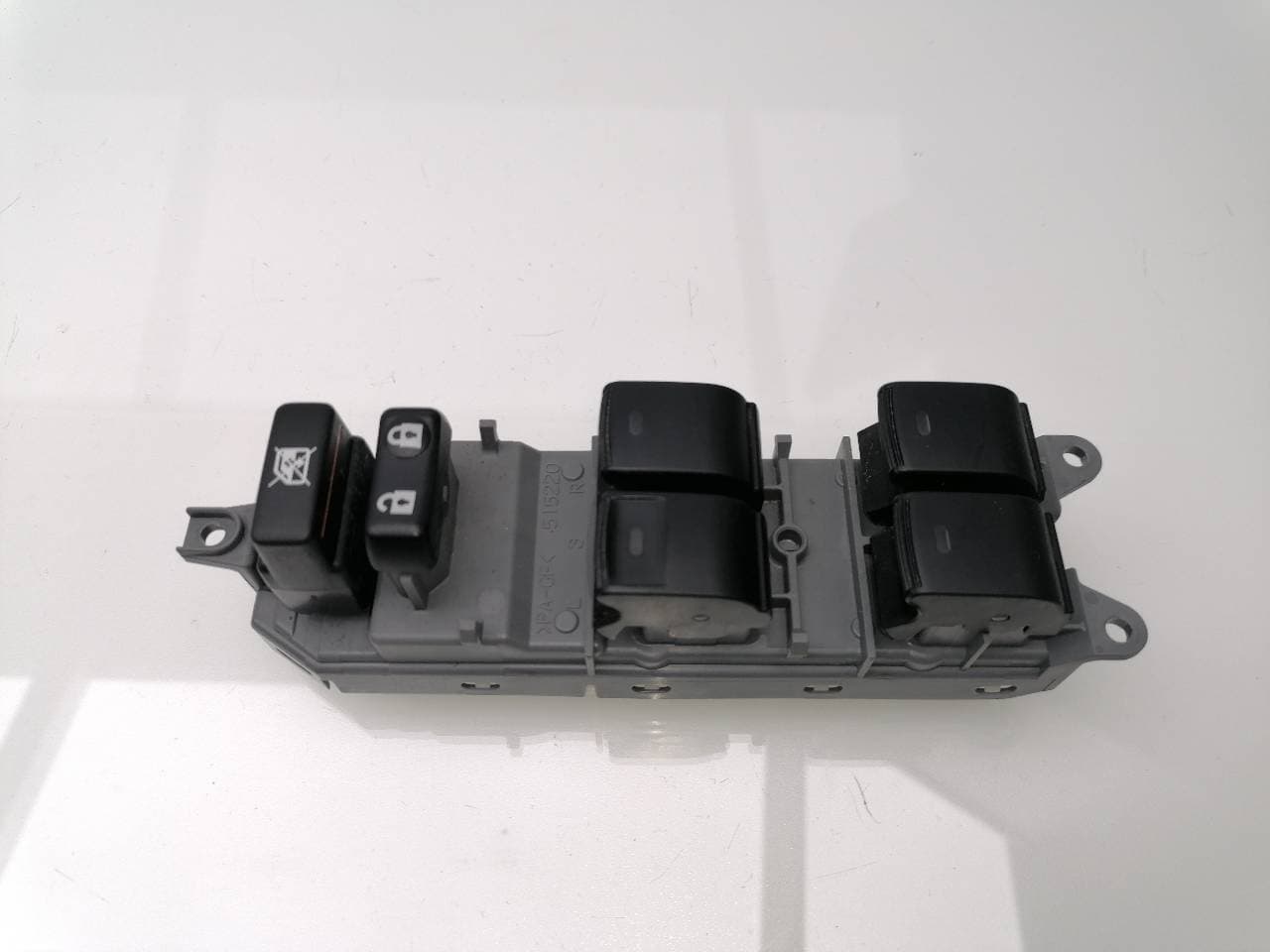 Mando elevalunas delantero izquierdo TOYOTA AURIS