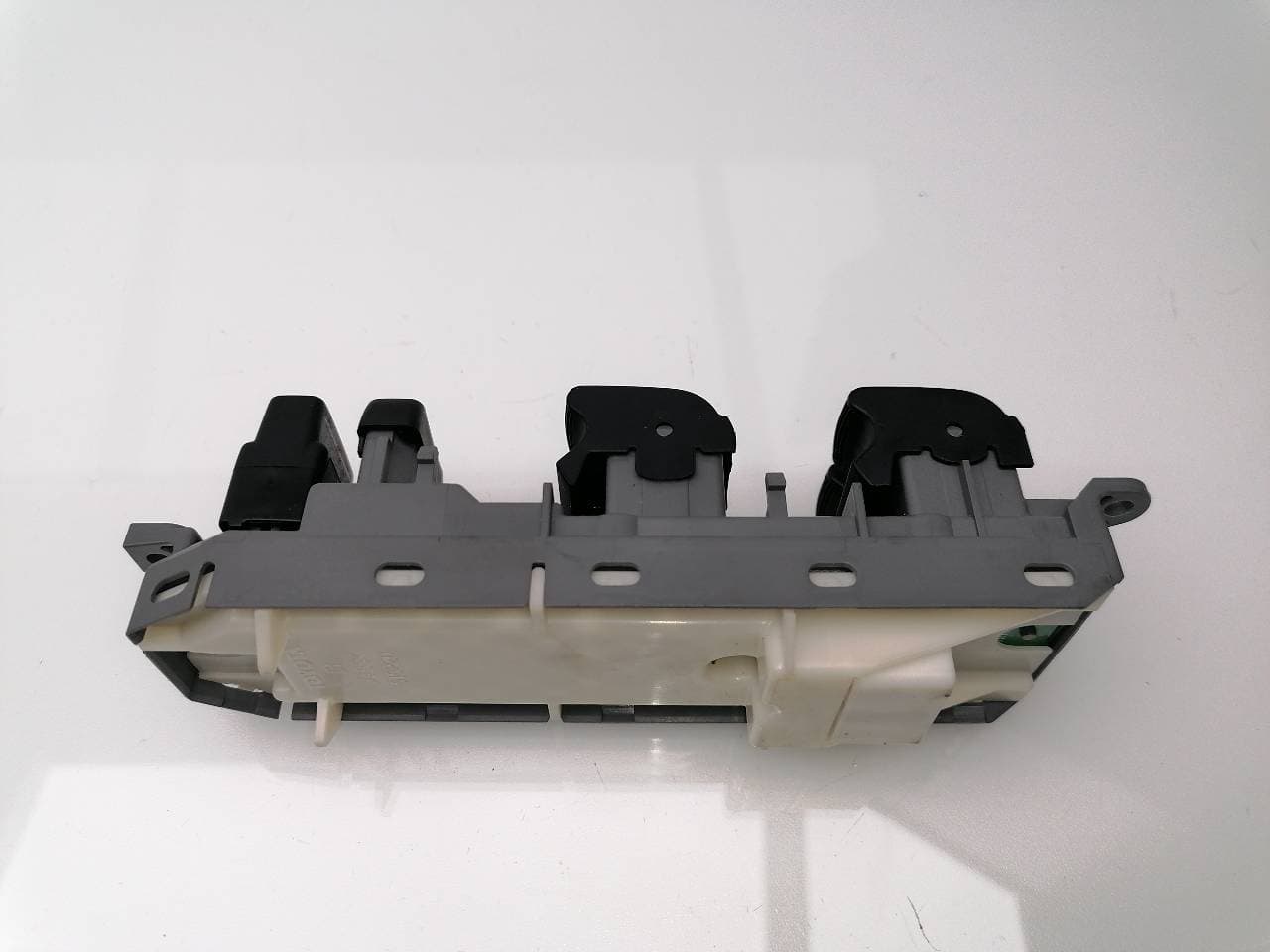 Mando elevalunas delantero izquierdo TOYOTA AURIS 2