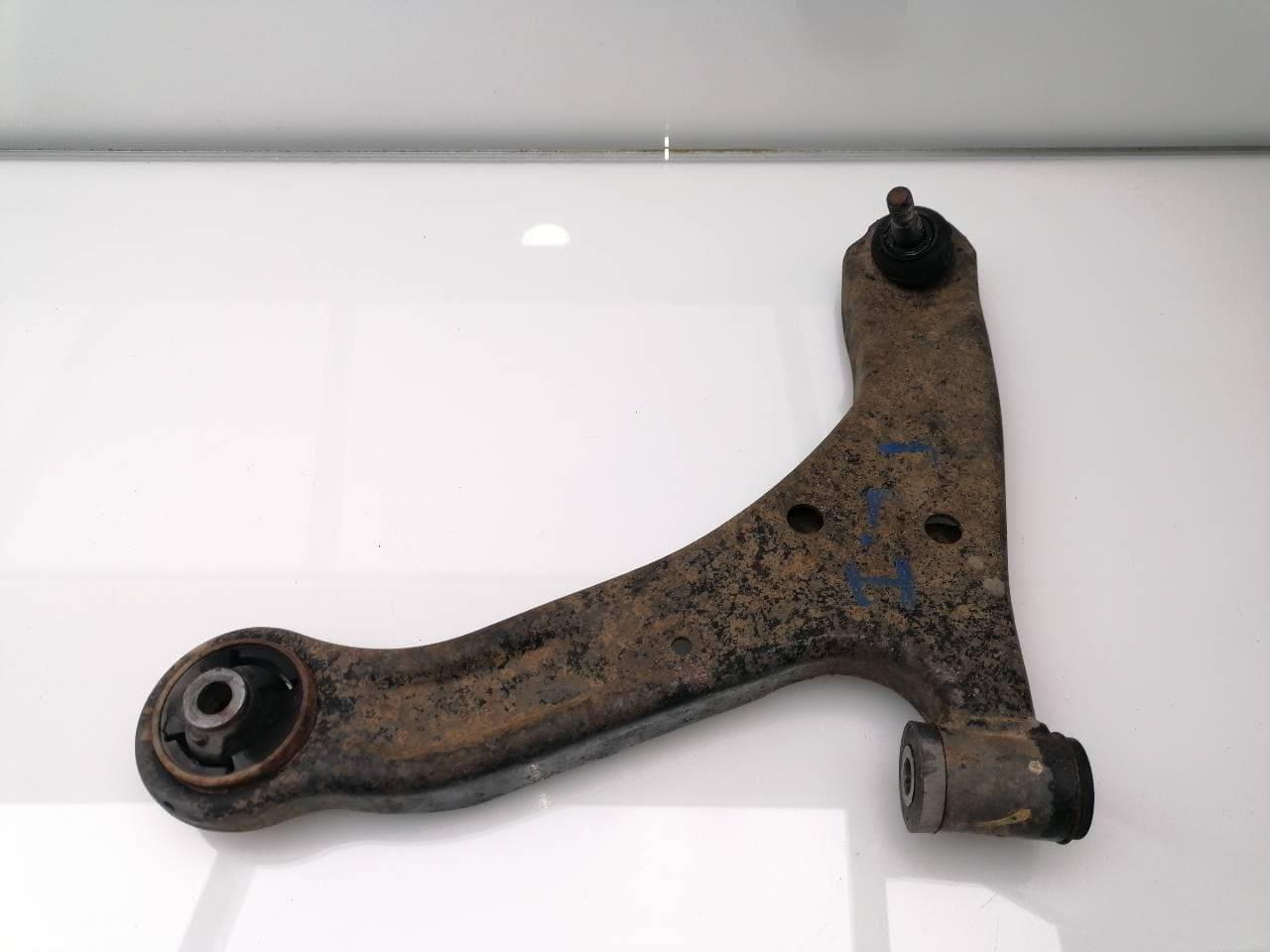 Brazo suspension inferior delantero izquierdo SUZUKI GRAND VITARA 3 PUERTAS SQ (GT)