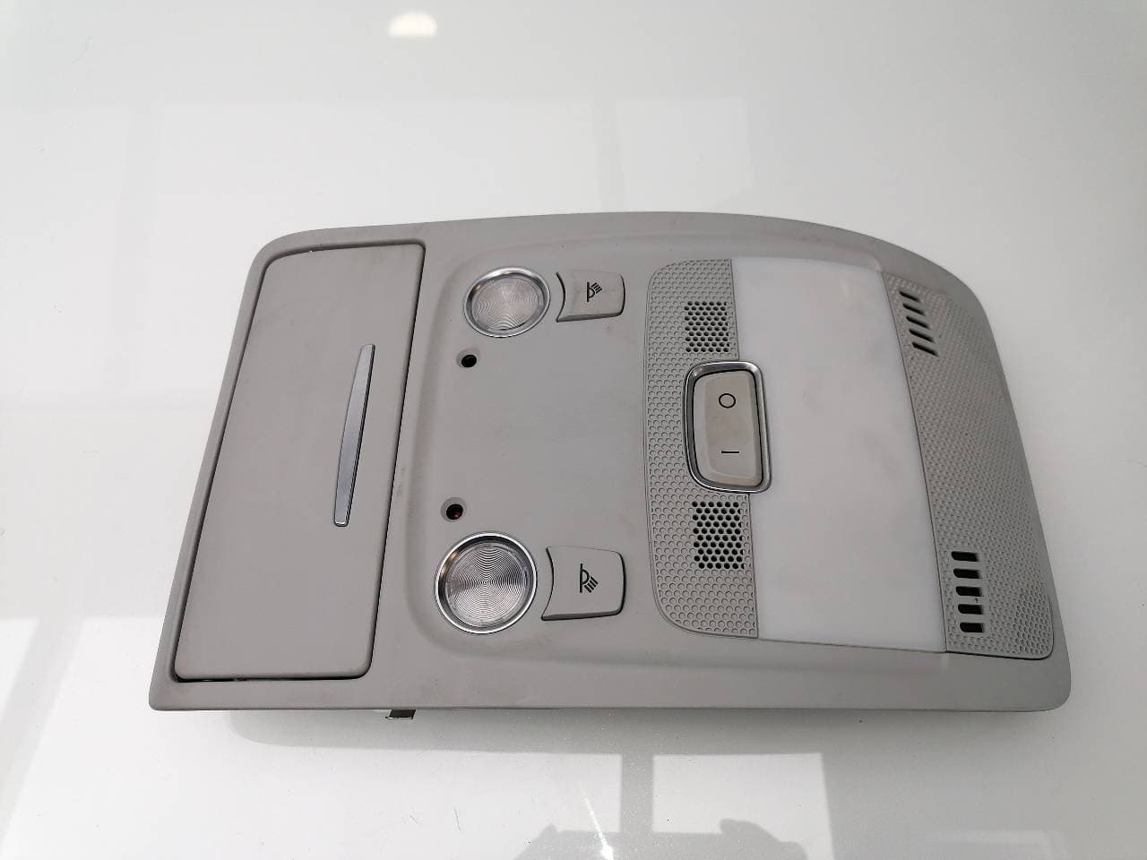 Luz interior AUDI A4 AVANT (8E)