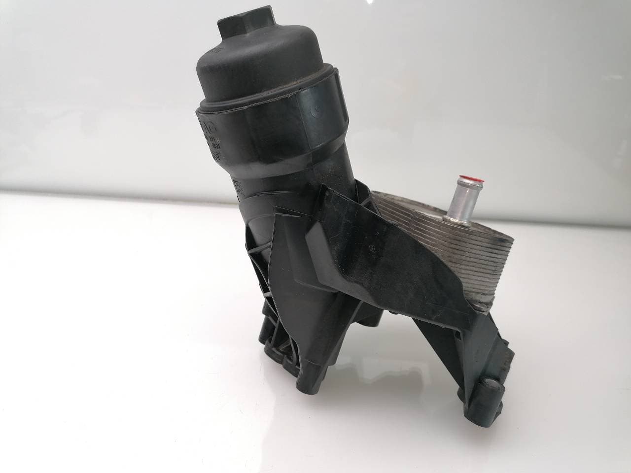 Soporte filtro aceite AUDI A4 AVANT (8E) 3