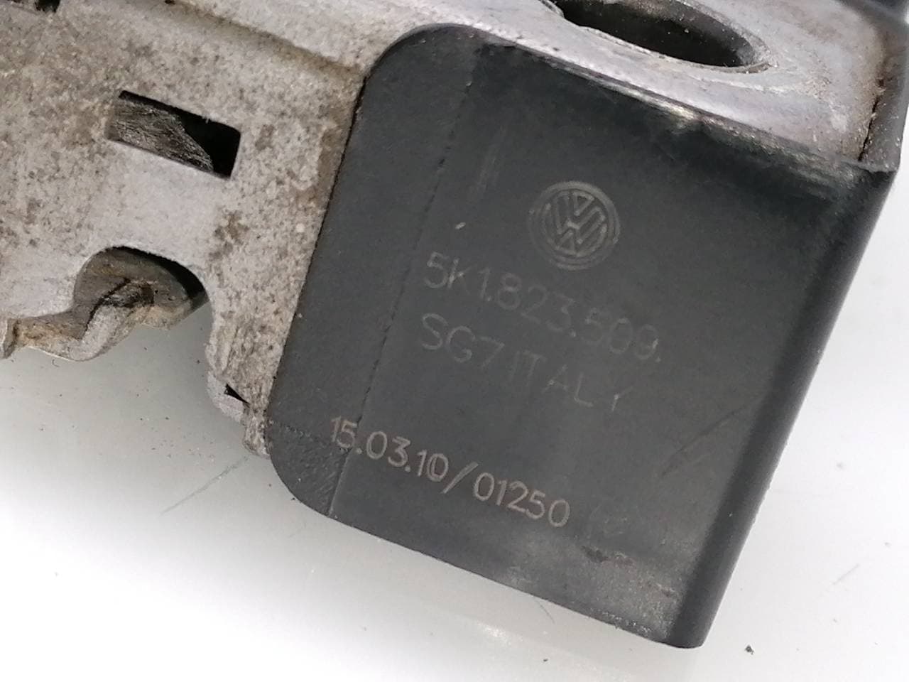 Cerradura capot VOLKSWAGEN GOLF VI VARIANT (AJ5) 2