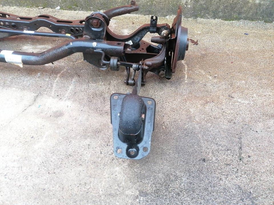 Puente trasero VOLKSWAGEN GOLF VI VARIANT (AJ5) 5