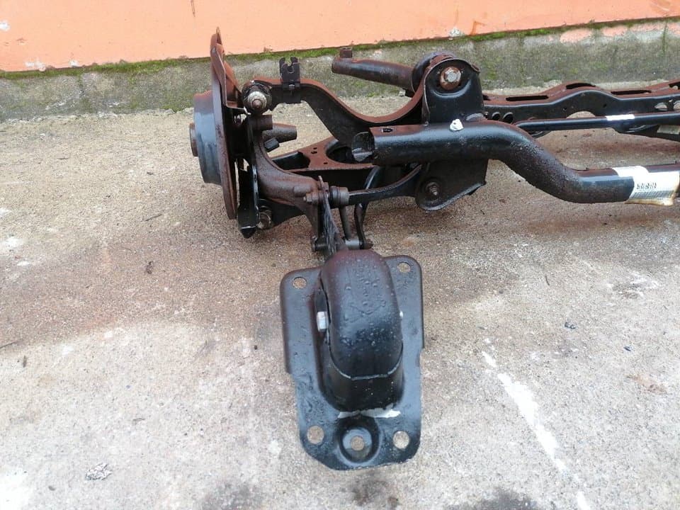 Puente trasero VOLKSWAGEN GOLF VI VARIANT (AJ5) 3
