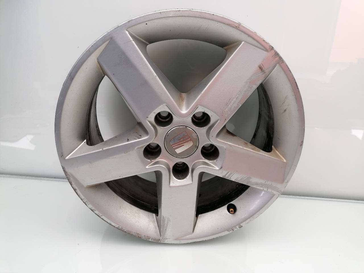 Llanta SEAT EXEO BERLINA (3R2)