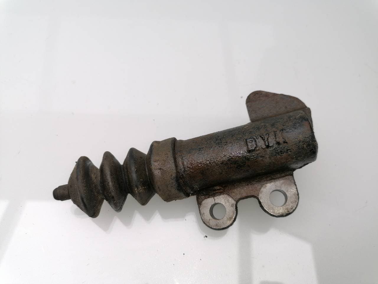 Bombin embrague NISSAN NP300 PICK-UP (D23) 2