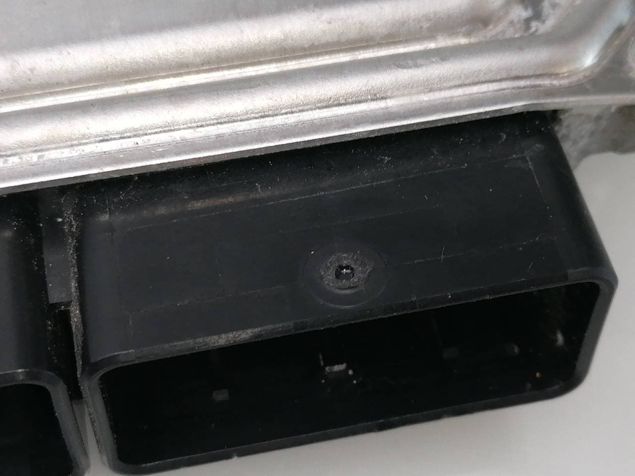 Centralita motor uce RENAULT CLIO IV 2