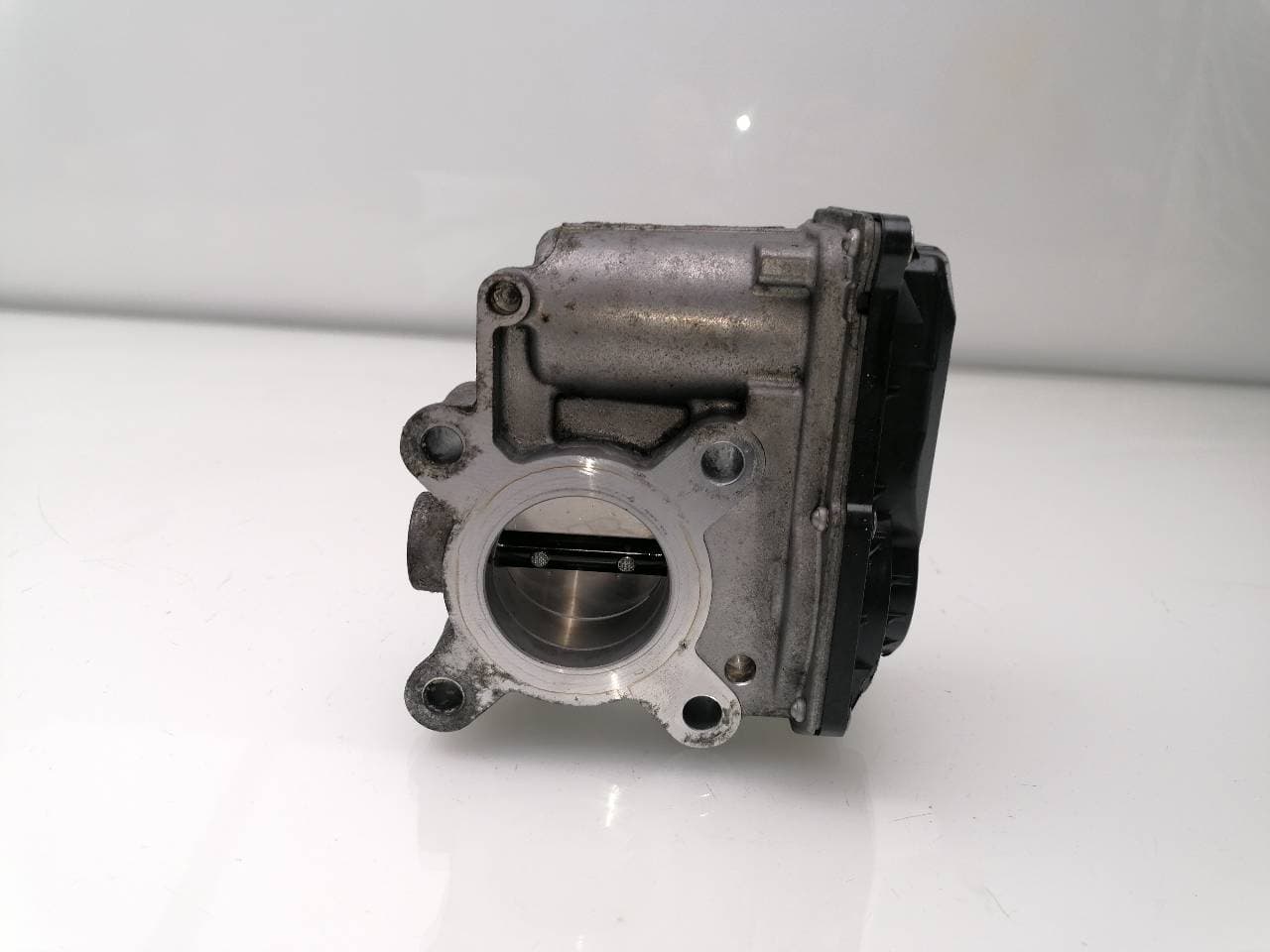 Caja mariposa RENAULT CLIO IV 4