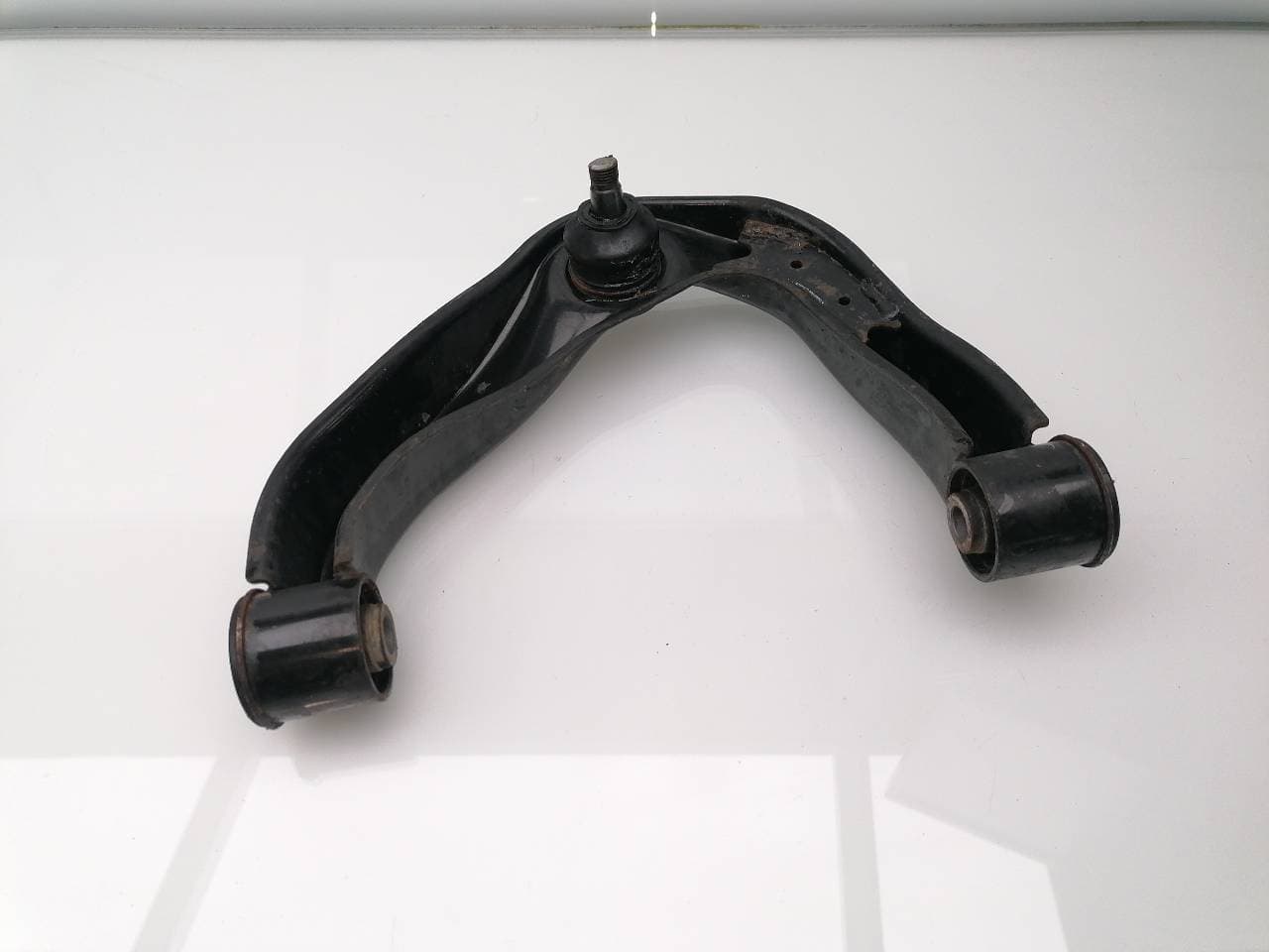 Brazo suspension superior delantero derecho NISSAN NP300 PICK-UP (D23) 3
