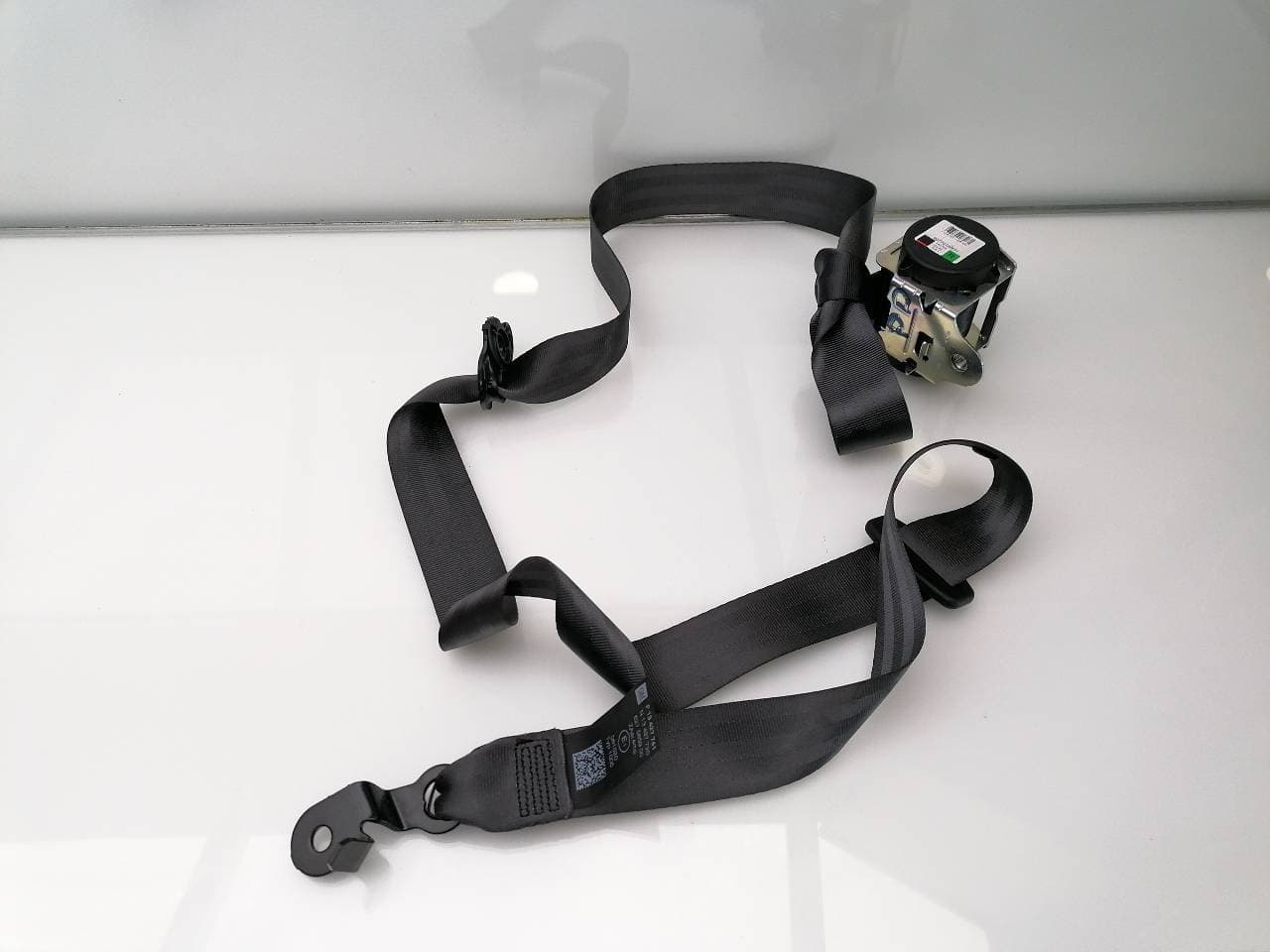 Cinturon seguridad delantero derecho OPEL CORSA E