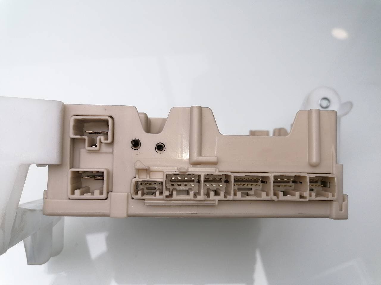 Caja reles / fusibles TOYOTA AYGO 5