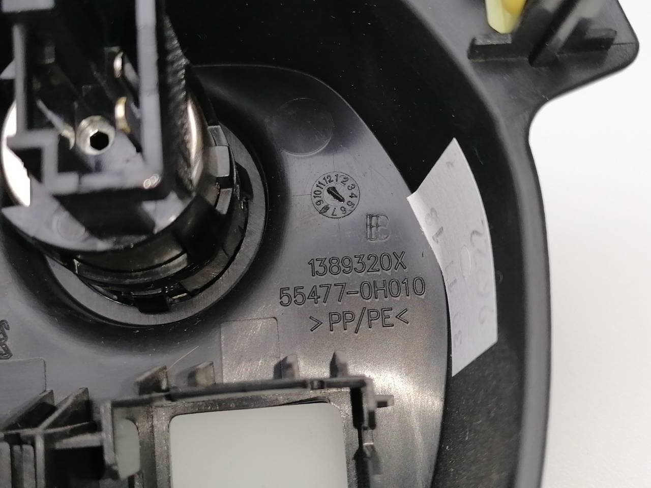 Plastico TOYOTA AYGO 3