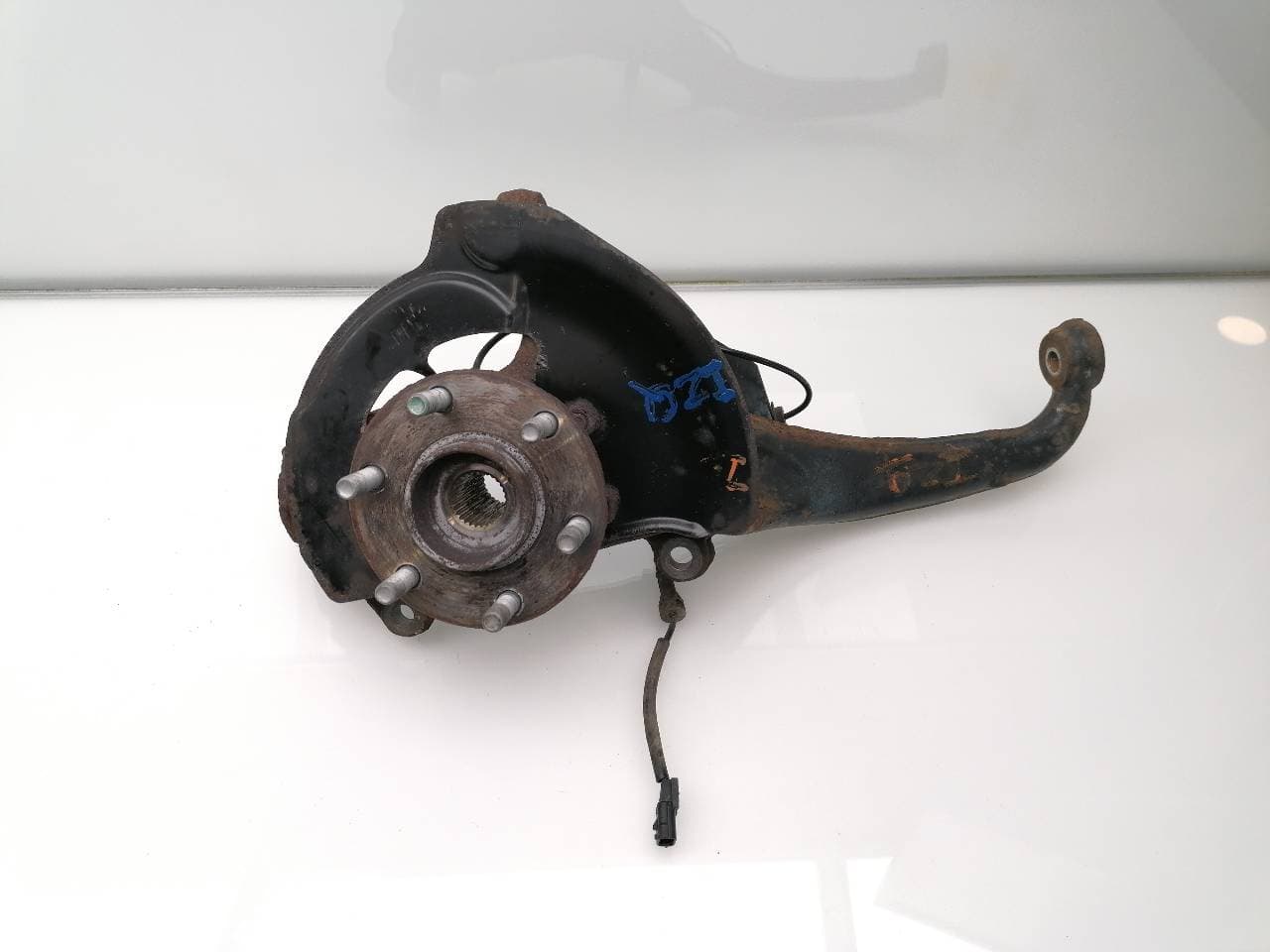 Mangueta delantera izquierda NISSAN NP300 PICK-UP (D23)
