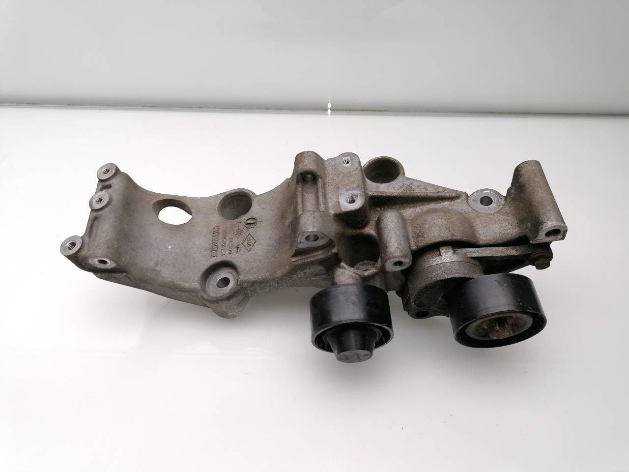 Soporte alternador NISSAN NP300 PICK-UP (D23)