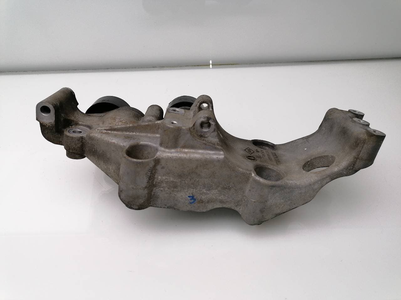Soporte alternador NISSAN NP300 PICK-UP (D23) 2