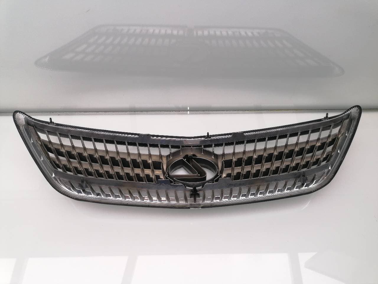 Rejilla delantera LEXUS RX 5