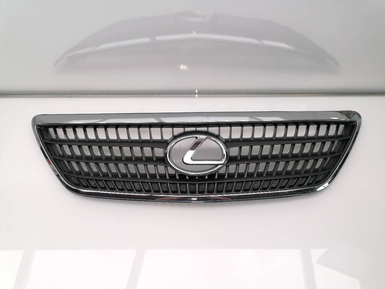 Rejilla delantera LEXUS RX