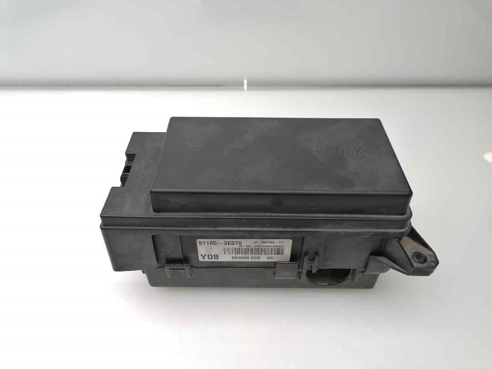 Caja reles / fusibles KIA SORENTO