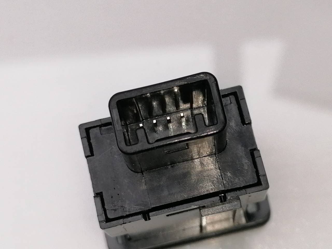 Interruptor MITSUBISHI ECLIPSE CROSS 3