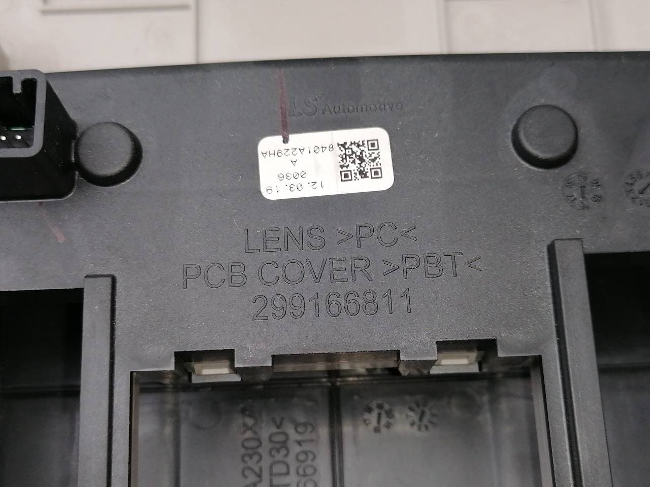 Luz interior MITSUBISHI ECLIPSE CROSS 4