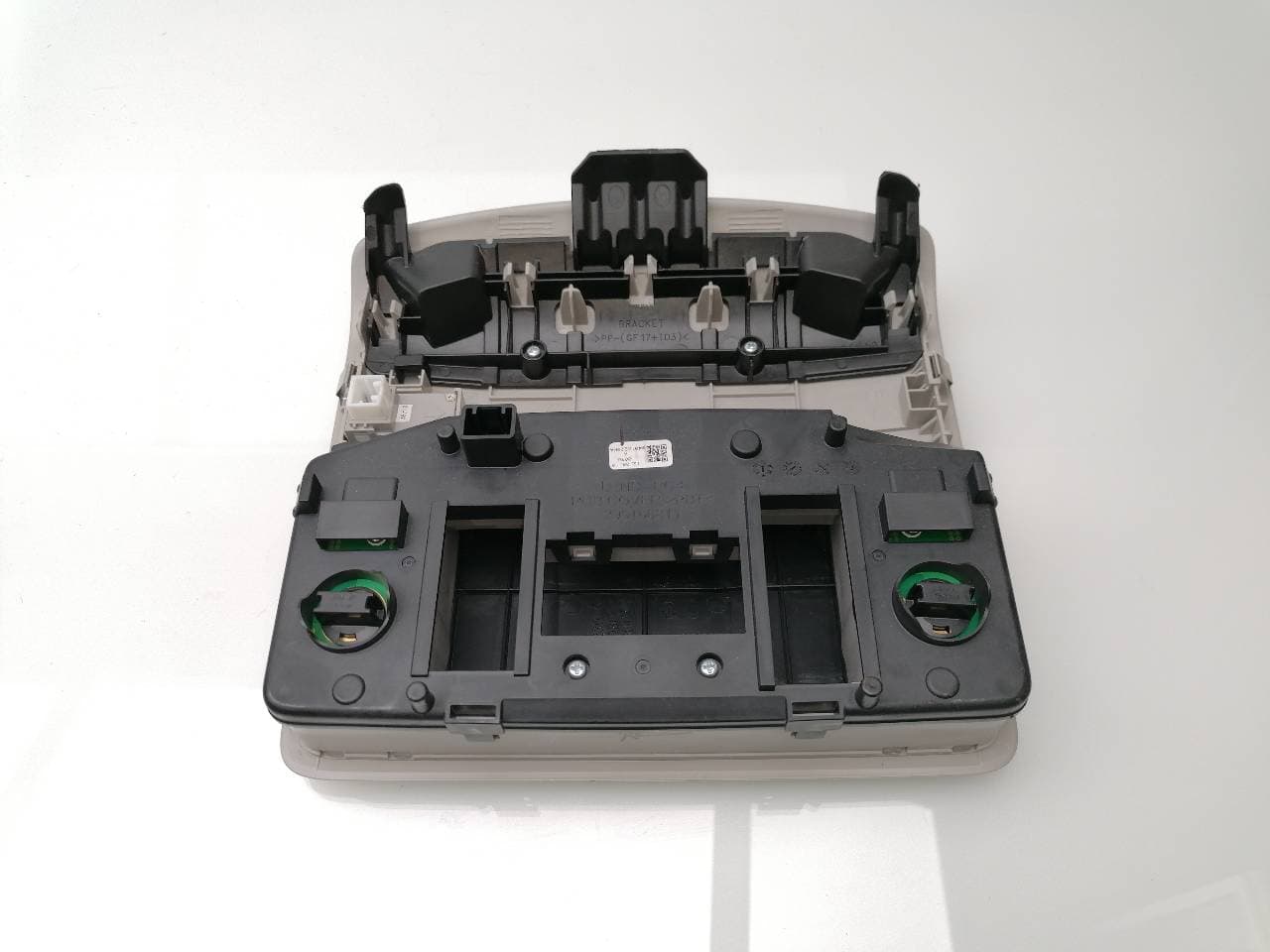 Luz interior MITSUBISHI ECLIPSE CROSS 2