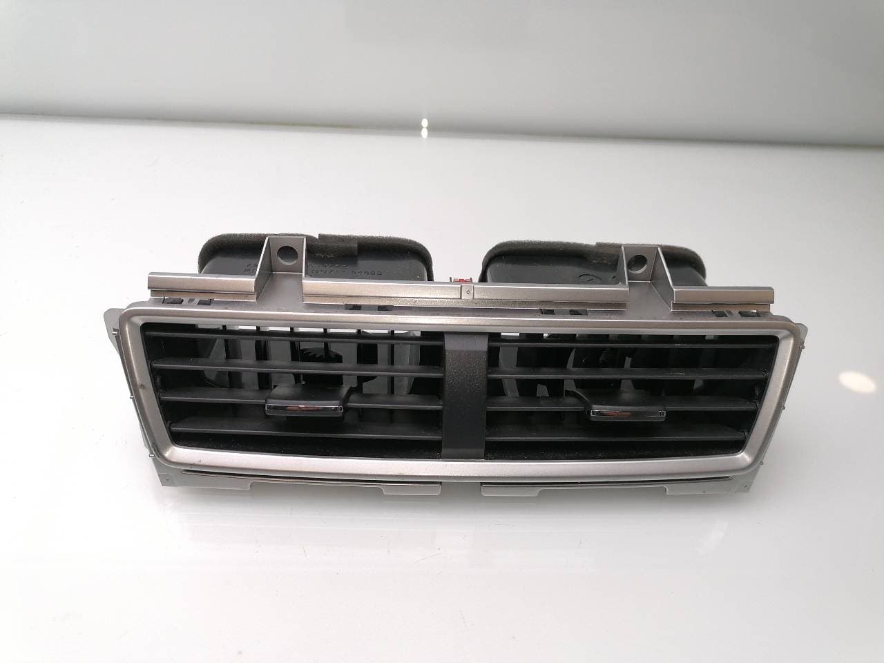 Plastico MITSUBISHI ECLIPSE CROSS