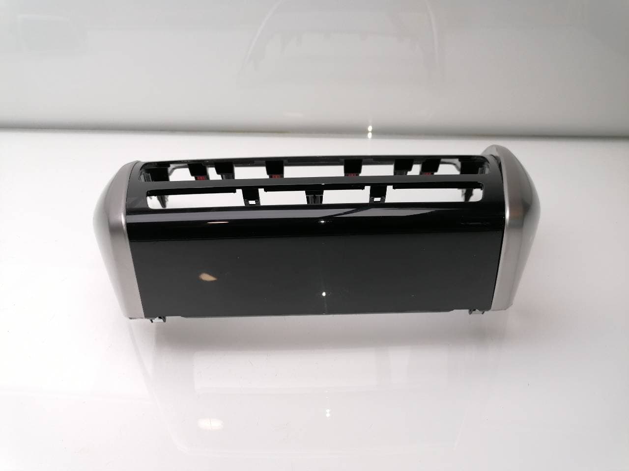 Plastico MITSUBISHI ECLIPSE CROSS 3