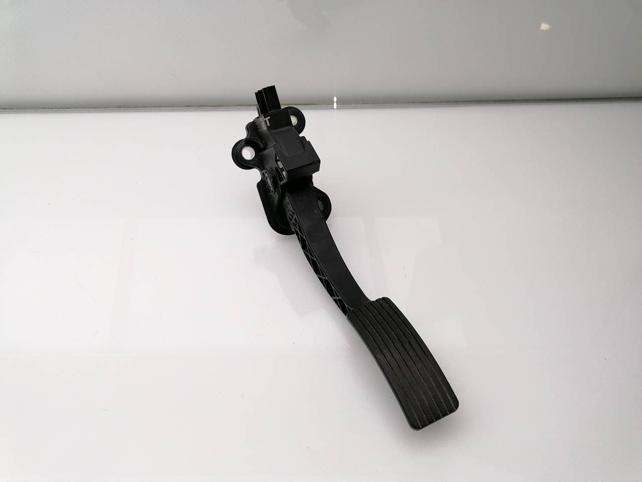 Pedal acelerador MITSUBISHI ECLIPSE CROSS