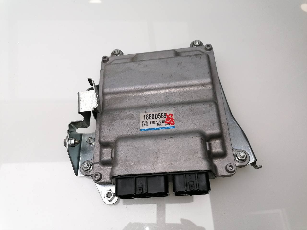 Centralita motor uce MITSUBISHI ECLIPSE CROSS