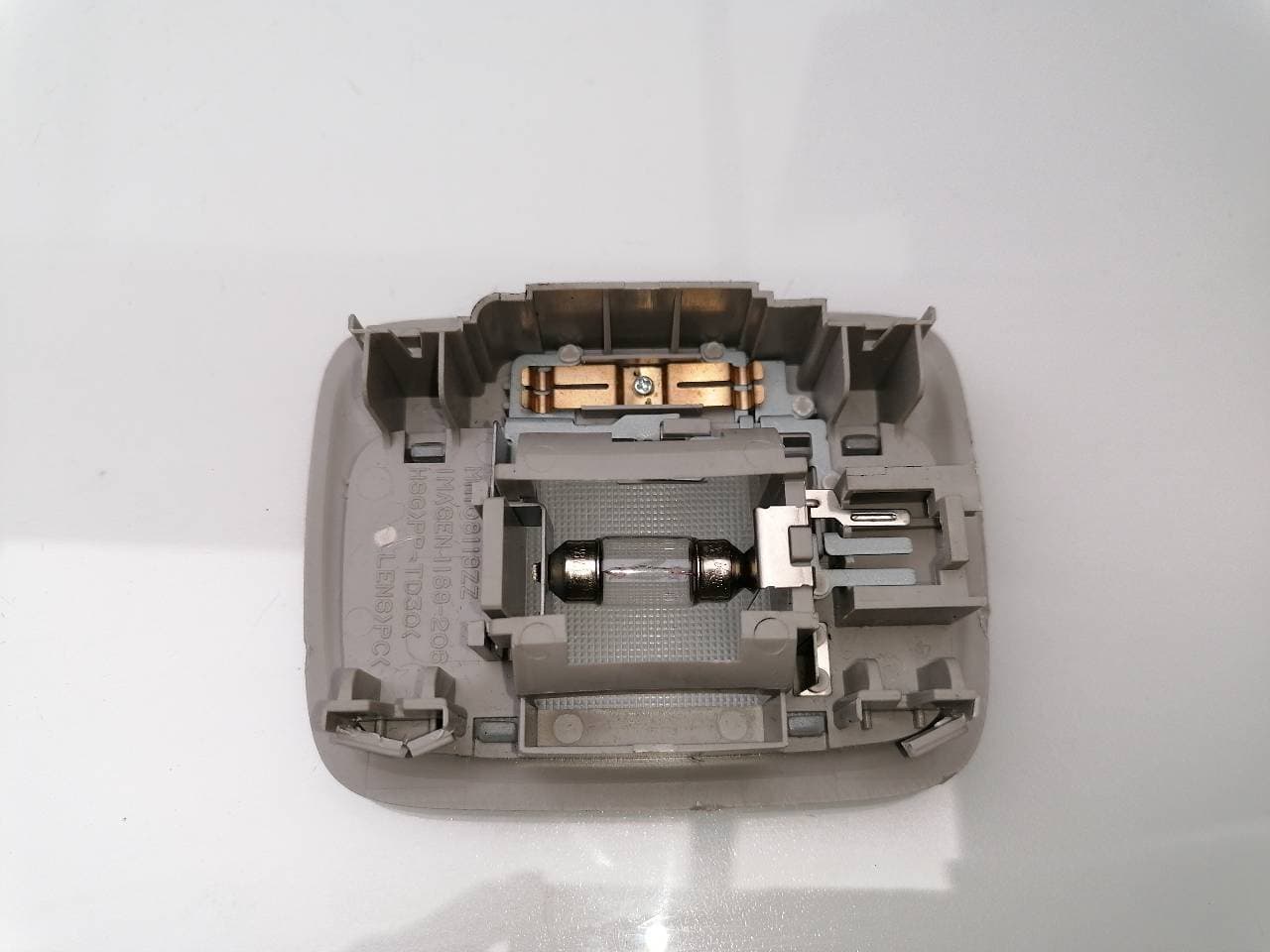 Luz interior MITSUBISHI ECLIPSE CROSS 3
