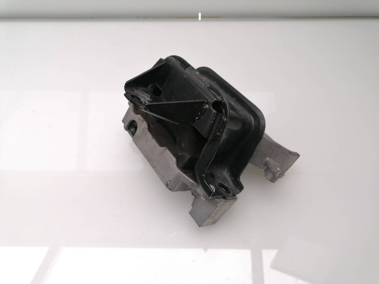 Soporte motor derecho MITSUBISHI ECLIPSE CROSS