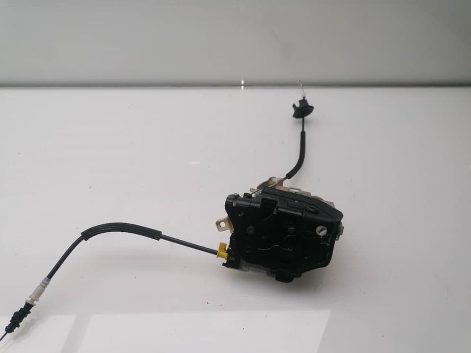 Cerradura puerta trasera derecha AUDI A4 AVANT (8E)