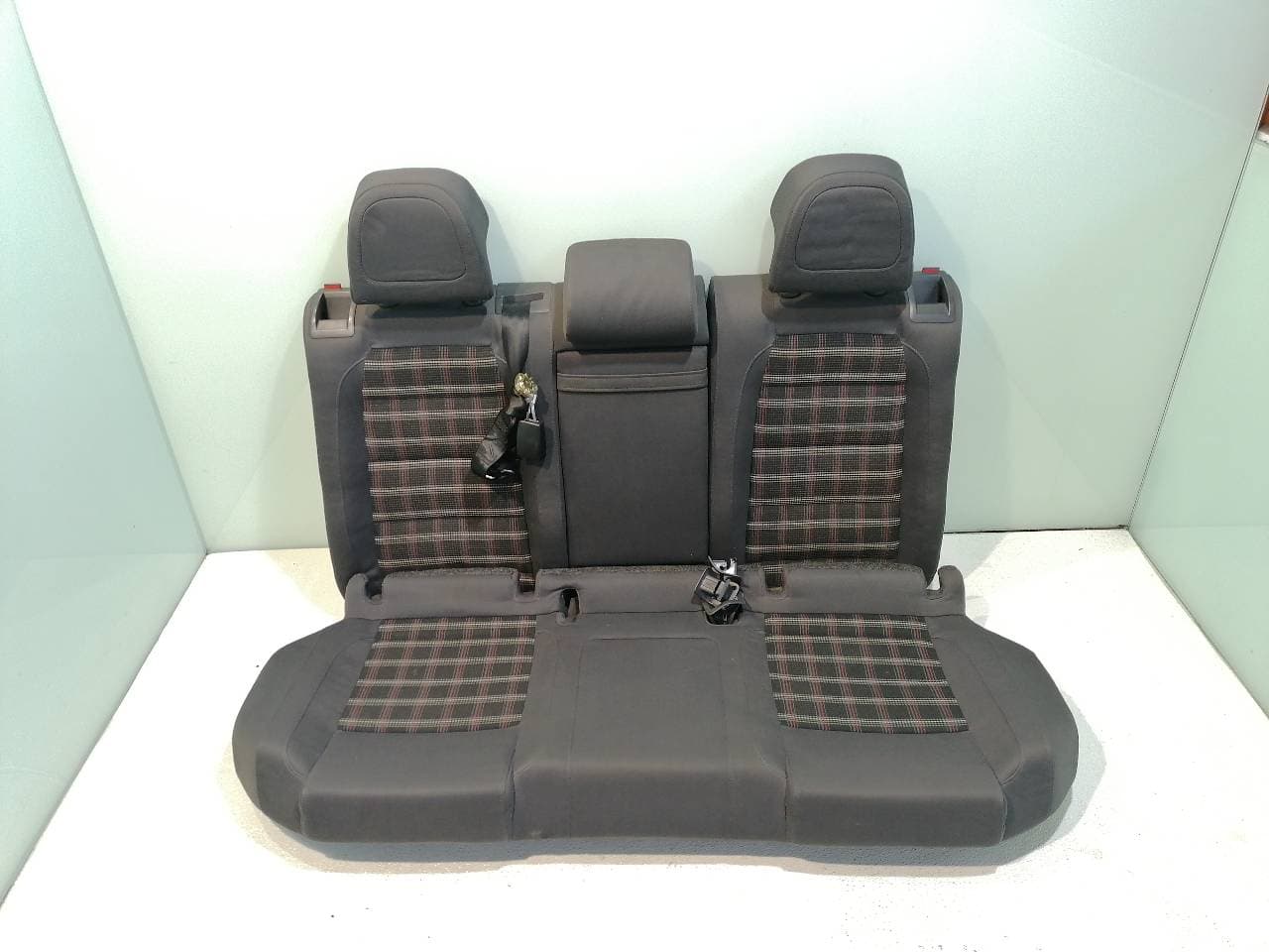 Cerradura asientos traseros VOLKSWAGEN GOLF V BERLINA (1K1)