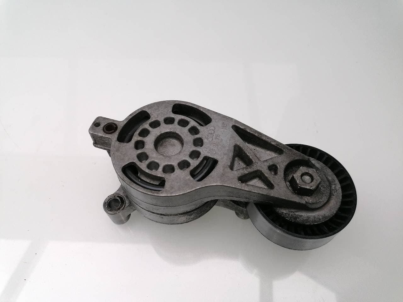 Tensor correa auxiliar VOLKSWAGEN GOLF V BERLINA (1K1)