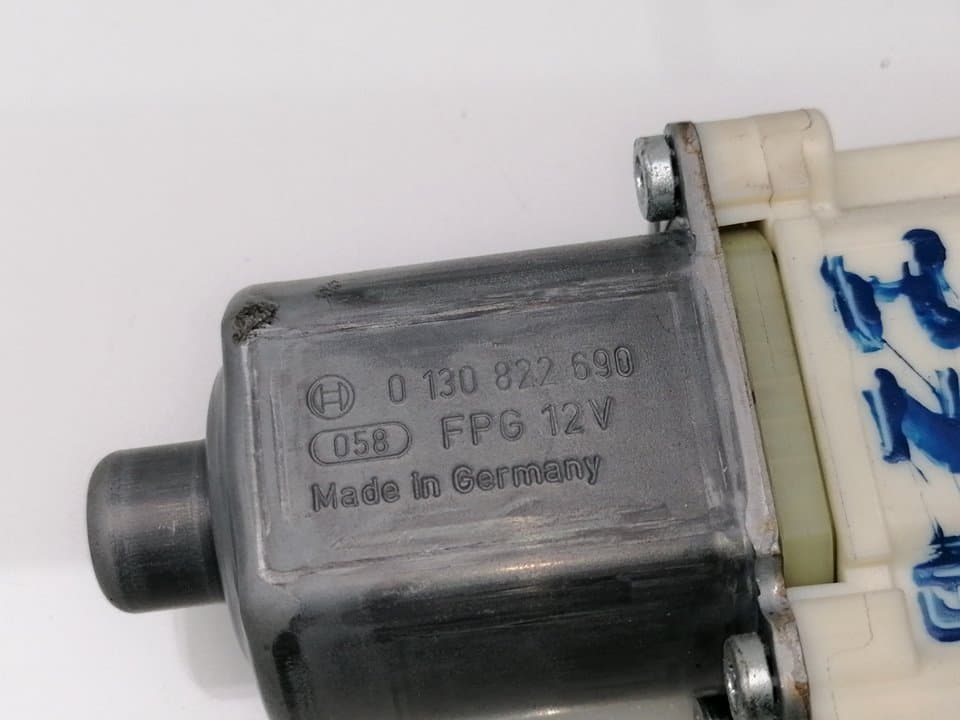 Motor elevalunas delantero izquierdo MERCEDES-BENZ CLASE A (W169) 5