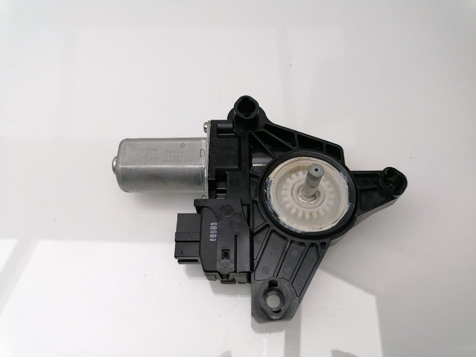 Motor elevalunas trasero izquierdo MERCEDES-BENZ CLASE A (W169)