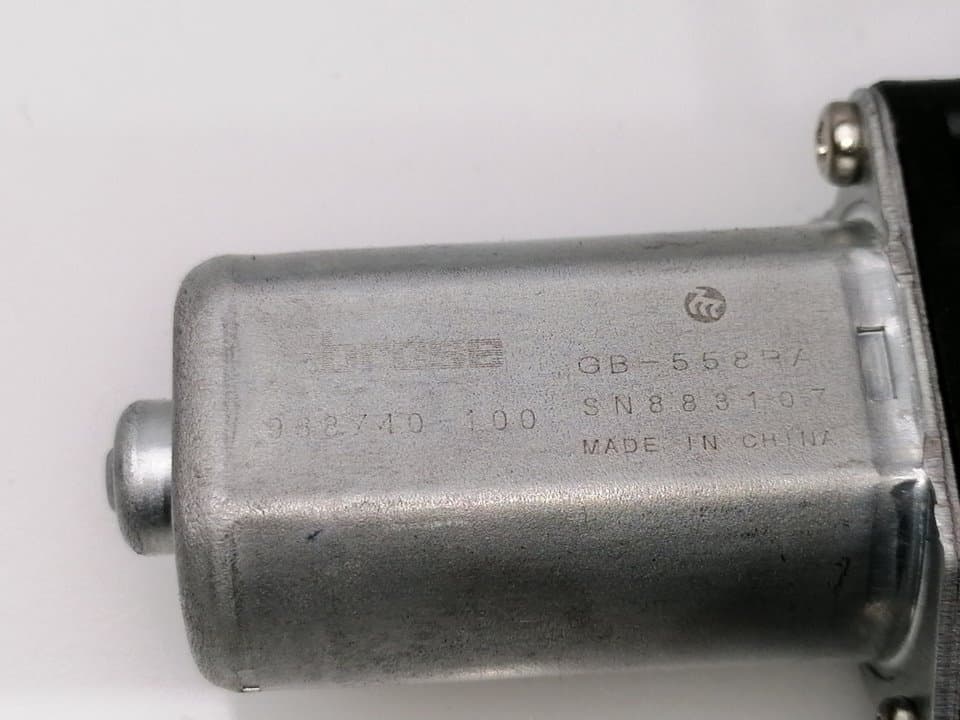 Motor elevalunas trasero izquierdo MERCEDES-BENZ CLASE A (W169) 2