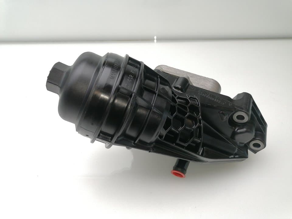 Soporte filtro aceite MERCEDES-BENZ CLASE A (W169) 4